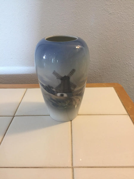 Lyngby, Vase med mølle 14,5 cm. #128.1k93