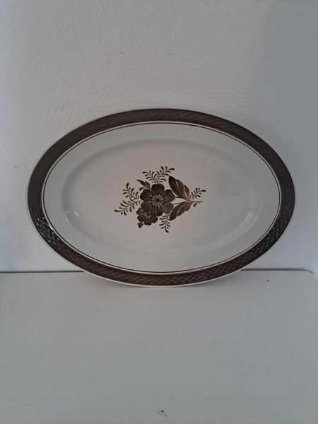 Royal Copenhagen. Brun Tranquebar, Ovalt fad 32 cm. #928