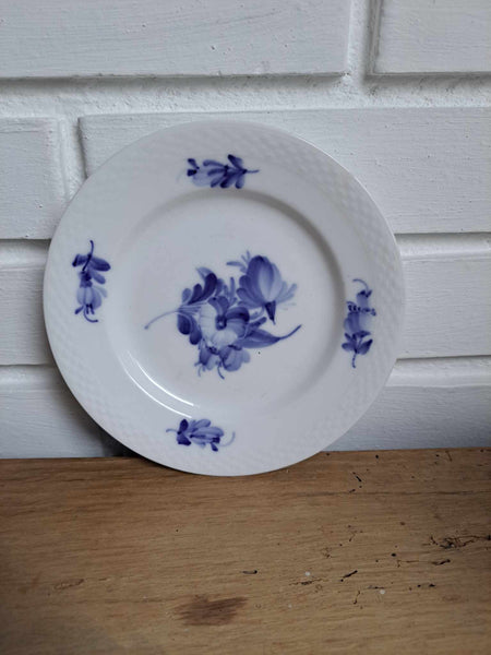 Royal Copenhagen. Blå blomst flettet, Kagetallerken 15 cm. #8092