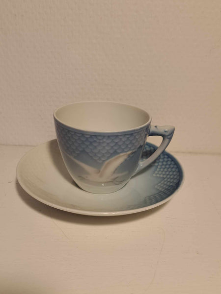 Bing & Grøndahl. Måge uden guld, Kaffekop 1,25 dl. #102/305