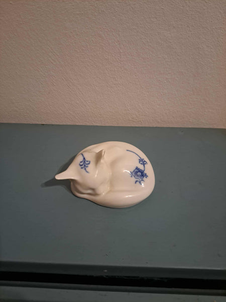 Royal Copenhagen. Musselmalet kat