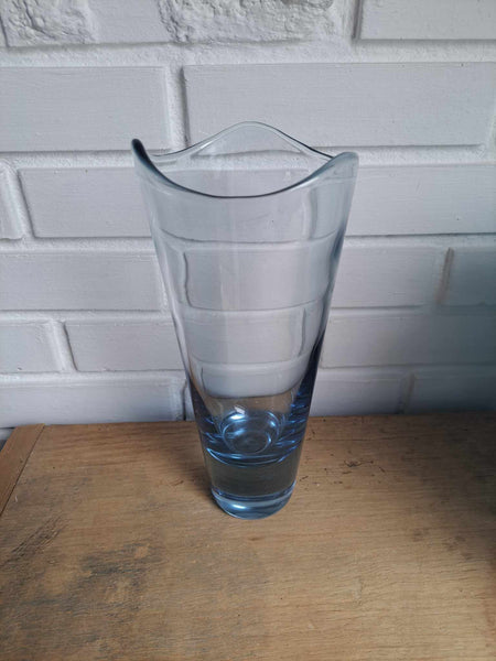 Holmegaard. Akva vase konisk med bølget rand 27,5 cm.