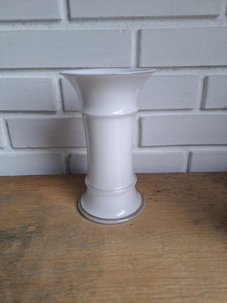 Holmegaard. MB, Vase 17,5 cm.