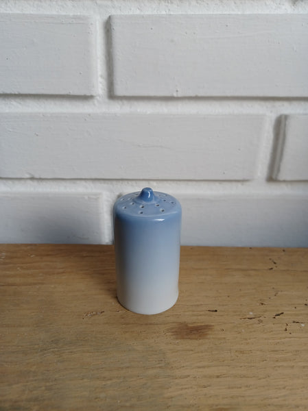 Bing & Grøndahl. Blå tone, Salt/ Peber bøsse 7 cm.