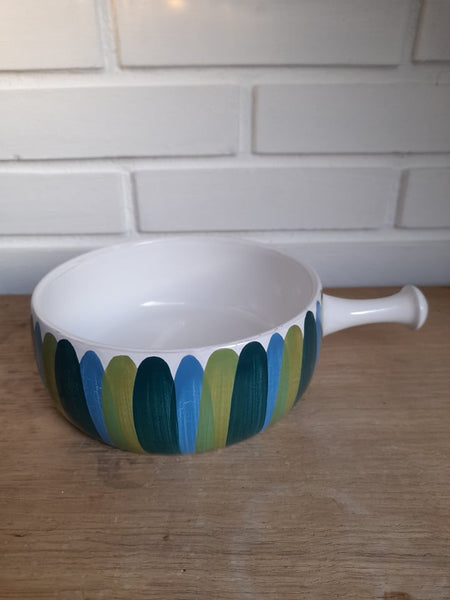 Bangholm. Skål med hank 16 cm.
