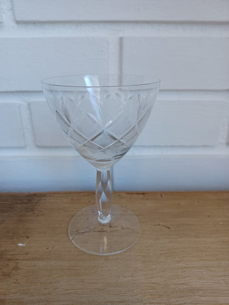 Lyngby. Wien Antik. Rødvin 13 cm.