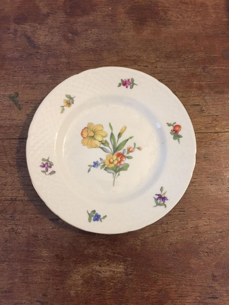 Bing & Grøndahl. Saktisk blomst creme, Kagetallerken #28A