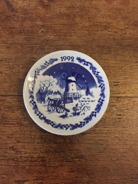 Royal Copenhagen. Mini platte, Julen 1992